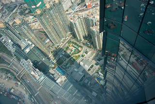 Illustration for article titled What You Can See From the Tallest Observation Decks On Earth